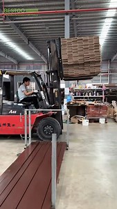 913K views · 7.5K reactions | Build the nice looking Floor Wood...