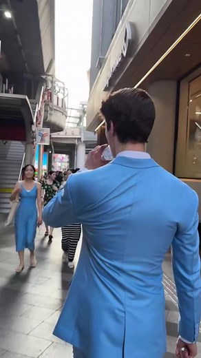 99K views · 3K reactions | Tall handsome men #StreetFashion #streetphotography #streetwearfashion #foryou #fashionstyle #streetstyle #STREETWEAR @topfans B88 hairstyle trend 青い アテガ | Street fashion | Facebook