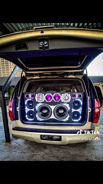 Tahoe manteniendo su tercera fila de asientos 🔊 #barquisimimeto #ventas #systen #car #enviosnacionales #audiocarbrqt2k21 #eloriginal