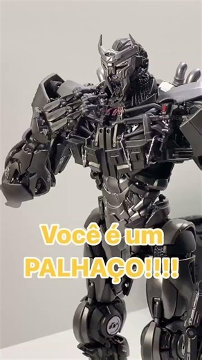Bee no starbucks #transformersbrasil #yolopark #optimusprime #bonecotransformers #toycollector