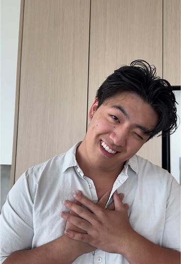 Exploring the Smile Trend with Kim Seon Ho