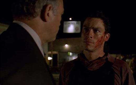 【火线 The Wire】Kima中枪后 警局经历的最混乱的一个夜晚