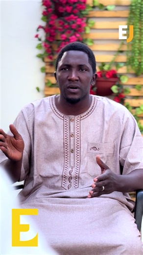 🎙 ESPACE JEUNES – ÉPISODE 2 Dans cette deuxième partie de notre entretien avec Ahmat Adoum Moussa, nous abordons la gestion des difficultés dans le couple. 💬 Comment un couple peut-il surmonter les problèmes ? 🤫 Le silence est-il vraiment une solution lorsqu’il y a un conflit ? Un échange sincère sur la communication, la patience et la maturité dans la vie de couple. #EspaceJeunes #Couple #Communication #Mariage #JeunesseTchadienne