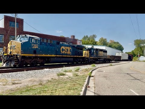 CSX 7382 (K5H Horn) Leads Shorty L303-16 | SD40 in Tow | Small Steel Train | 09/16/25