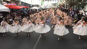 37K views · 542 reactions | Morenada Señorial Illimani en Gran Poder presente en la gran entrada folklórica en honor a la Santísima Trinidad del Señor Jesús del Gran Poder acompañado de la banda ''Liberación Bolivia'' https://www.facebook.com/CholitaRoss | Cholita Ross | Facebook