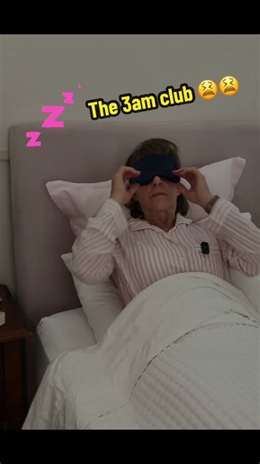 😫😫😫Why is it so hard to fall asleep and stay asleep.. here are my top tips.. let me know what works for you…🫩🫩💤💤#menopause #sleep #sleepy #serotonin #menopausesleeproblems @The Collagen Co Discount code: mecapause