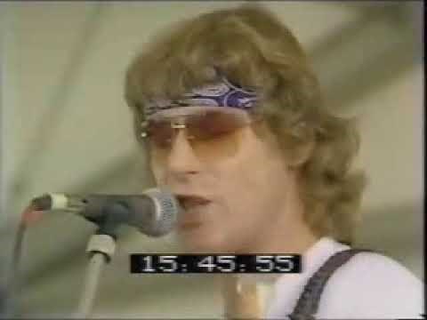 Gary Taylor with Hank Wangford - Cambridge 1982