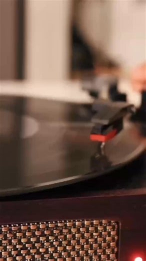 Let’s workout 🏋🏽‍♀️ | Josh Butler