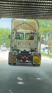 J.B. Hunt Transport Services, Inc. doing JB Hunt things | The Dirty Old Trucker