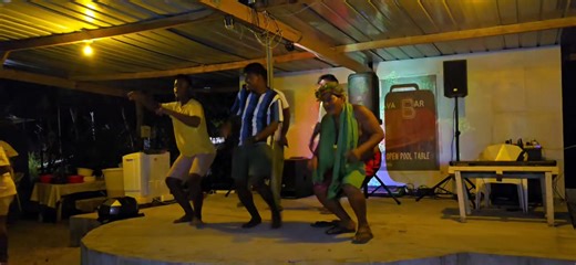 Kanoan te tairiki aio ma te akea n rii | Kureta Ribabaiti Neneia