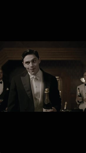 Understanding Common Glitches in Video Editing