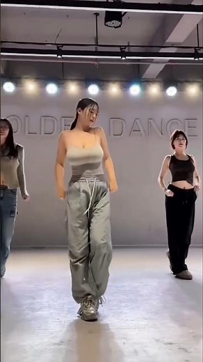 Amazing Dance Performance 🔥 | Trending Dance Shorts 2025 | Dance Practice Video #shorts #dance