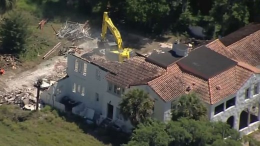 Former bin Laden mansion in Central Florida undergoes demolition