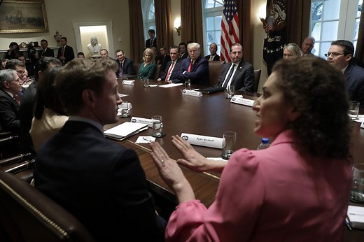 Trump Warns of Dangers in Banning Vape Flavors