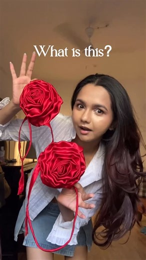 Rᴀᴄʜᴇʟ D'ᴄʀᴜᴢ on Instagram: "I did use the net material for the sides, because the original cloth wasn’t enough . . : . . . : #grwm #upcycling #upcycledclothing #diy #sewingproject #fyp #exploremore #christmas #holidayseason #FentyBeautyXSephoraIndia #FentyChristmas #FentyBeauty #christmasfashion"