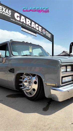 This Bagged 1991 OBS Dually is PERFECT 🔥