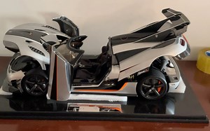 Frontiart 1/8 柯尼塞格One:1 全开实物分享