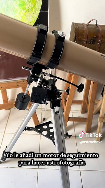 Telescopio Tasco Luminova: Mi máquina del tiempo
