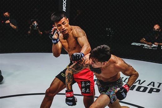 WATCH: Tang Kai's violent world title win against Thanh Le for the featherweight MMA strap in Singapore