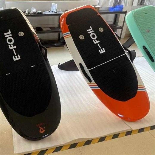 Factory Direct Sale of High-Speed Waterproof Electric Hydrofoil Power Surfboard with Accessories