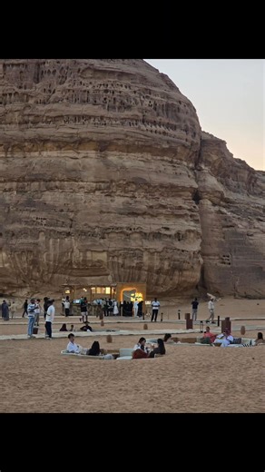 SR:170 | Return Trip of Alula City from Jeddah & Makkah Cities. By Luxury Bus 47 Seater *SR.170 PER SEAT* Traveling Date: *02 OCT 2025* *30 OCT 2025* *20 NOV 2025* *From Makkah:* Departure Thursday: 07:30 PM Return Back Saturday: 05:00 AM *From Jeddah:* Departure Thursday: 09:00 PM Return Back Saturday: 04:00 AM Duration of Traveling time one way to Alula 9-10 hours drive. *List of Sites Visit:* Hegra Mirror Building Elephant Rock Shalal cafe Old town, Alula Winter park *Package Includes:* Trans