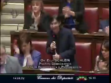 La sinistra amava Stalin perche odiava ' Occidente. Adesso e' furiosamente pro Guardie Rev perche' adora i slogan Morte a Israele, Morte al America. La Meloni opportunista si attegia cosi' e cosa' mentre ritiene Mossolini nel cuore e Crosetto vende a Dubai per conto suo