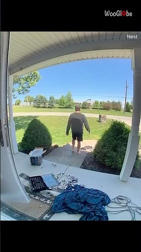 Battery Fail: Man's Hilarious Battery Daddy Mishap || WooGlobe