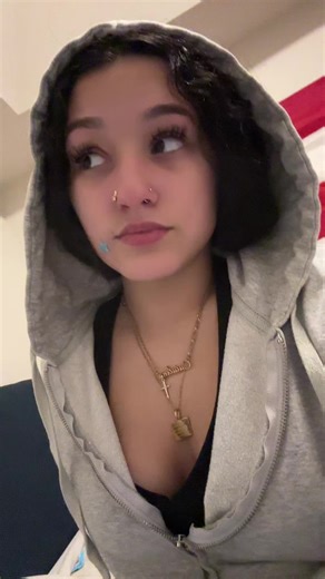 Laurelissee (@laurelisseee)’s videos with original sound - 🎧