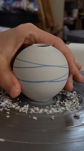 Irregular flat waves on a miniature bud vase. #pottery #ceramics #handmade #clay #art #ceramic #ceramicart #homedecor #potterylove #stoneware #handmadepottery #potterystudio #handmadeceramics #wheelthrown #design #instapottery #contemporaryceramics #interiordesign #clayart #keramik #artist #porcelain #potterylife #tableware #sculpture #ceramicartist #crafts | Yael.rosenberg ceramics