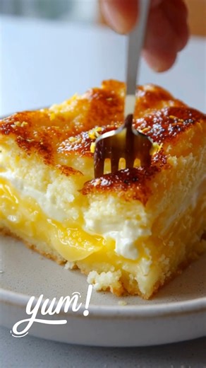 If you have lemon pie filling, cream cheese, and yellow cake mix—this gooey dump cake bakes up golden, creamy, and bursting with citrusy sweetness in one effortless step. Zesty Lemon Cream Cheese Dump Cake Delight Ingredients 2 cans (21 oz each) lemon pie filling 1 box yellow cake mix | Recipes Hungry