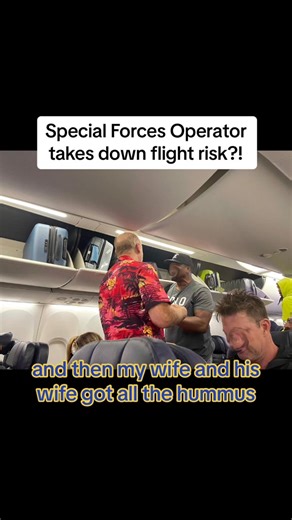 Special Forces Operator takes down a flight risk?! #military #fyp #viral #podcast #veteran #specialforces #navyseal #storytime #deltaforce #MILITARY #MARSOC #greenberet | SEAL Team Enthusiasts Zone