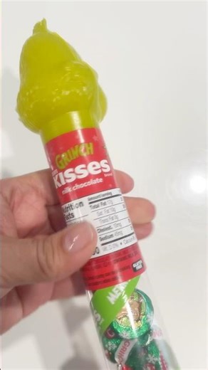 The Grinch #thegrinchkisses #thegrinch #asmr #kissesthegrinch