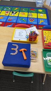 This is my hands-on, multisensory number table 🔢 In January, I explicitly teach numbers 1–10 and do a large-group lesson for each number. After that, I set up this number table for extra exposure. All of my centers are free choice, including this one—students can come and go, and choose one tray or try them all. I teach two numbers a week, so about every two days I swap the trays to match the new number we just learned. | Preschool Vibes