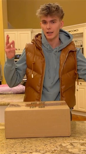 Juice WRLD's Last Merch Drop?!?!?! #juicewrld #unboxing #juicewrldmerch #999club #999 #juicewrld999