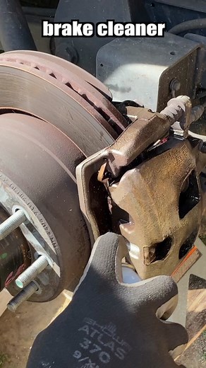 Quick Guide to Brake Pads for Ram 2500 Diesel Trucks