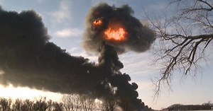 Mile-long train carrying crude oil derails, explodes in North Dakota