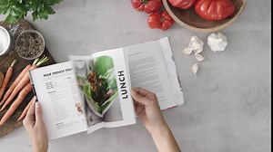 GreenPan Elite 8-in-1 Programmable 6 Quart Electric Slow Cooker, GlassLid & Removable Crock, PFAS-Free Healthy Ceramic Nonstick Multi-Cooker,Sear, Sauté/Brown,Roast, Cobalt Blue + Slow Cooker Cookbook