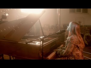 Grace Davies - roots (Live @ Grand Chapel)