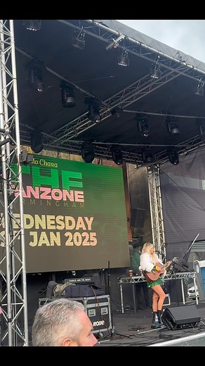 First singer on MainStage , my first away gig , thankyou soo much Mo Chara for the amazing experience 💚 | KatelinTierney