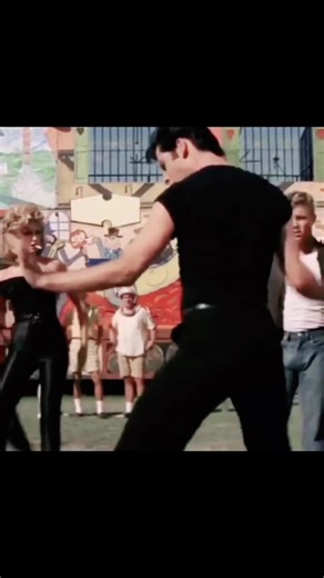 One of John Travolta’s dance moves #grease #greasemovie #johntravolta #then #1970s #1970 #1970smusic #fashion #hairstyle #musical #theatre #romance #flimclips #thennowforever #parati #foryou