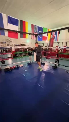 Intense Boxing Training with Joseph Campagnolo