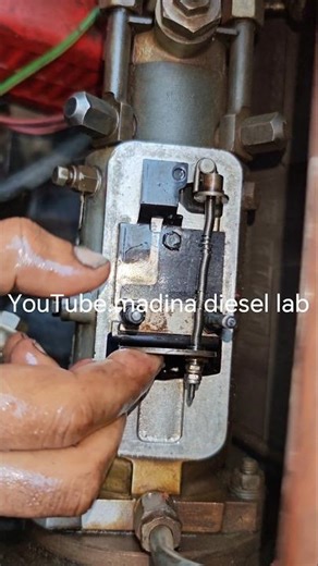 Fiat 640 tractor fuel pump tapa kits installed