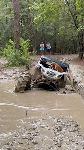 My dog hits my digs then you guys. Rowdy Flowers #limitlessoffroad #bassetthound #mudding | Limitless Off-Road