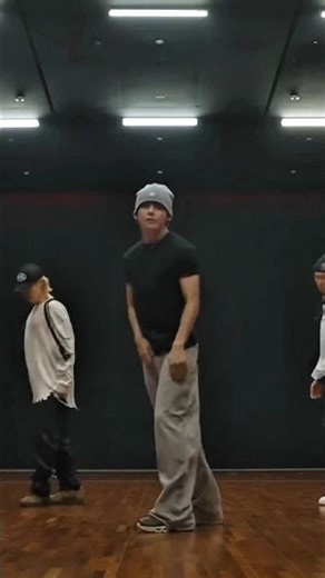 Kim Taehyung eres mi dulce adicción 🫦 | #taehyung SWIM Dance Practice | #thv #bts