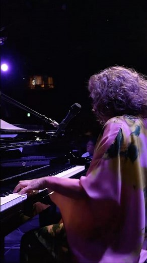 STREAM EVERYWHERE NOW🎹 AKIKO YANO TRIO featuring Will Lee & Chris Parker LIVE at Blue Note Tokyo
