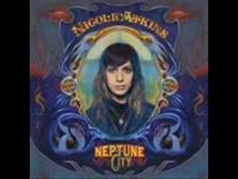 Nicole Atkins - Kill The Headlights