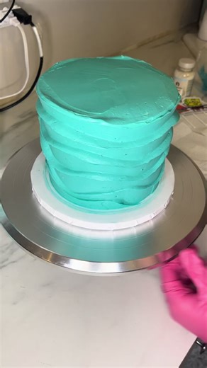 THE iconic Spongebob 25 cake🧽🍍🏝️This is one of my most requested cake theme! #spongebobcake #spongebob