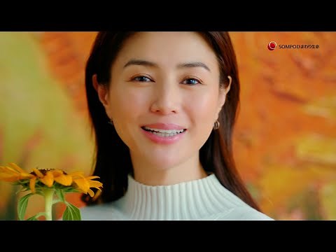 井川遥、巨大なゴッホの「ひまわり」に感動！ ひまわり生命CM「ゴッホのひまわり」篇