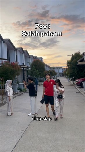 Aaziz on Instagram: "Waduh😭🙏#aaziz"