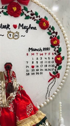 Handmade wedding embroidery hoop for your love ones 🫶 Do subscribe for more interesting content 🙏